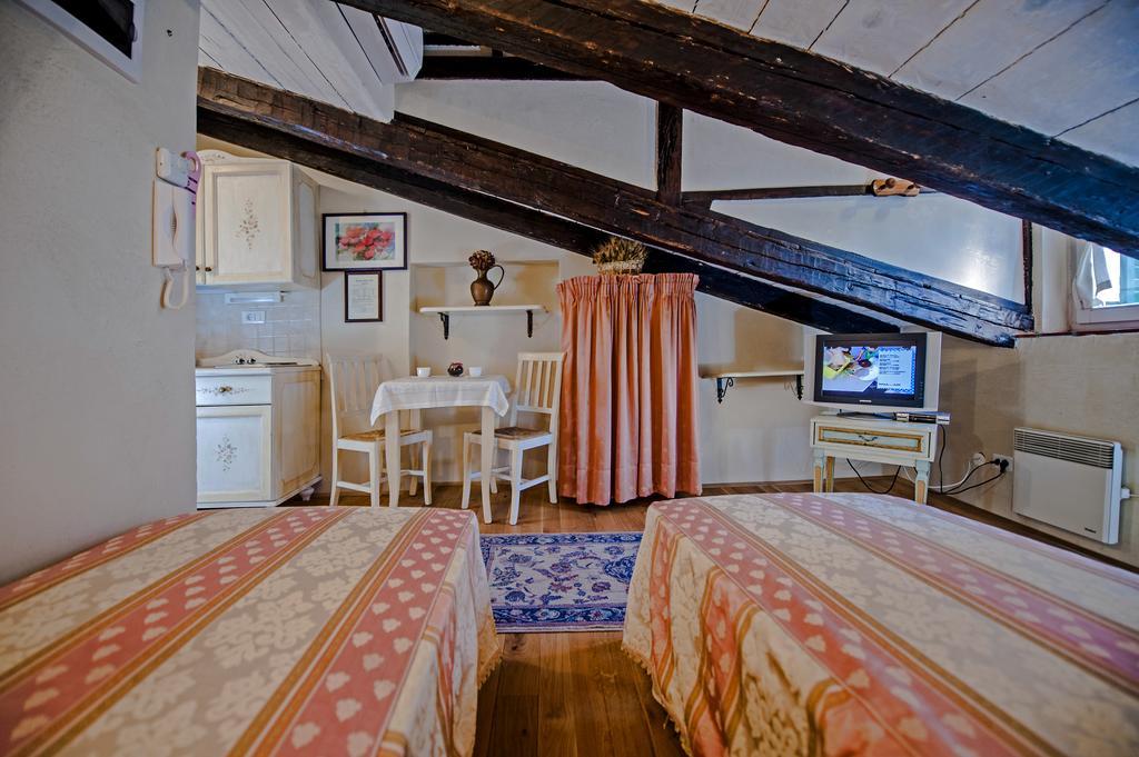 Residence Marco Polo Centro Storico Rovinj Bagian luar foto