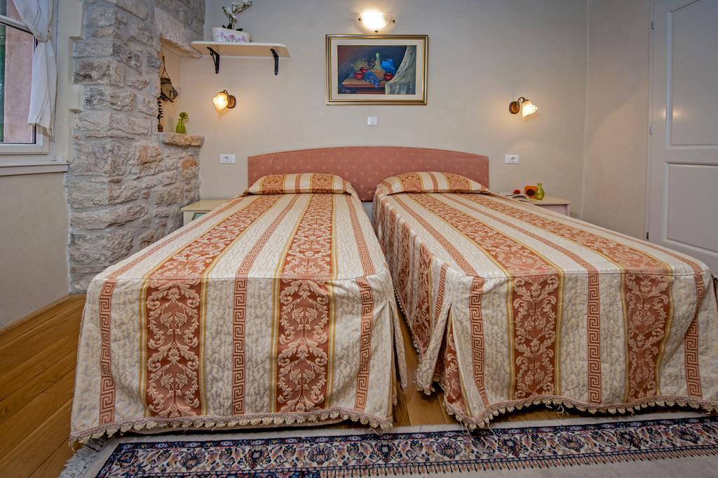 Residence Marco Polo Centro Storico Rovinj Bagian luar foto