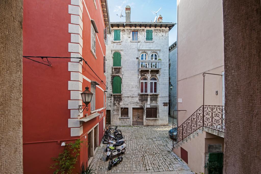 Residence Marco Polo Centro Storico Rovinj Bagian luar foto